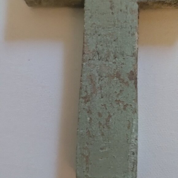 NWT Rustic Letter 'T' Wood Sign Distressed Farmhouse Michael's Home Wall Decor - Picture 4 of 9